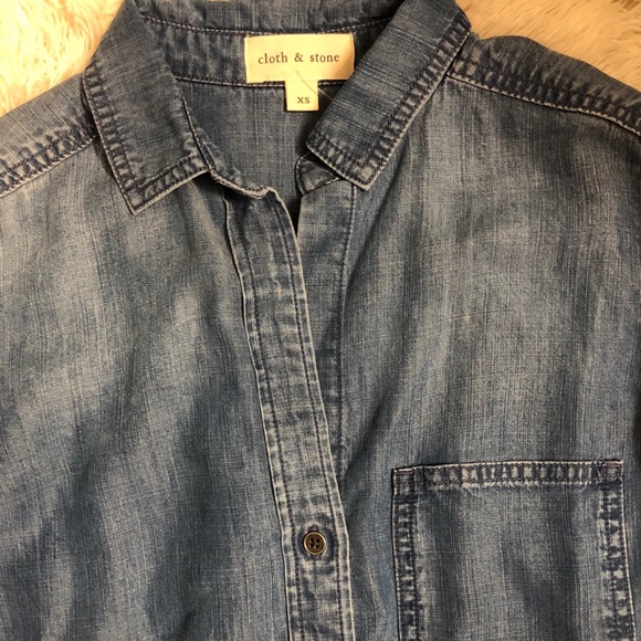 Anthropologie Cloth & Stone chambray denim shirt - Picture 2 of 4